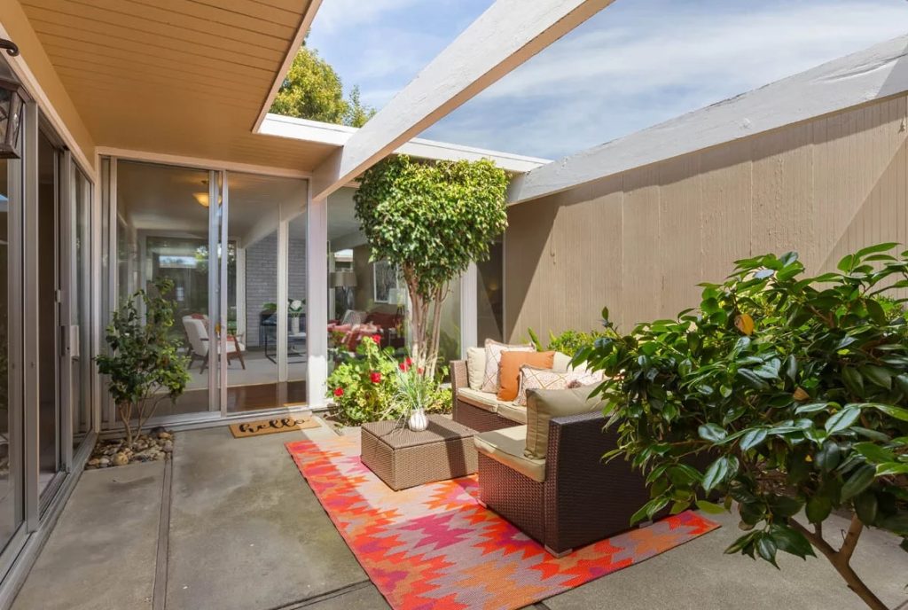 Egret Street Cronan Real Estate